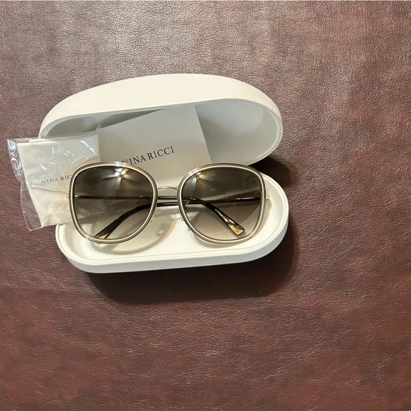 Nina Ricci 58mm Rounded Frame Sunglasses w/ Case…New!!! - Picture 4 of 8